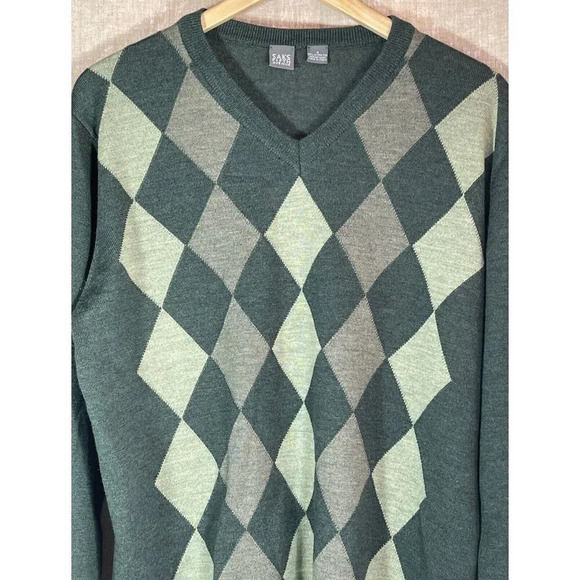 Saks Fifth Avenue 100% Extra Fine Merino Wool Mens Sweater Argyle Green M V neck - Picture 3 of 11